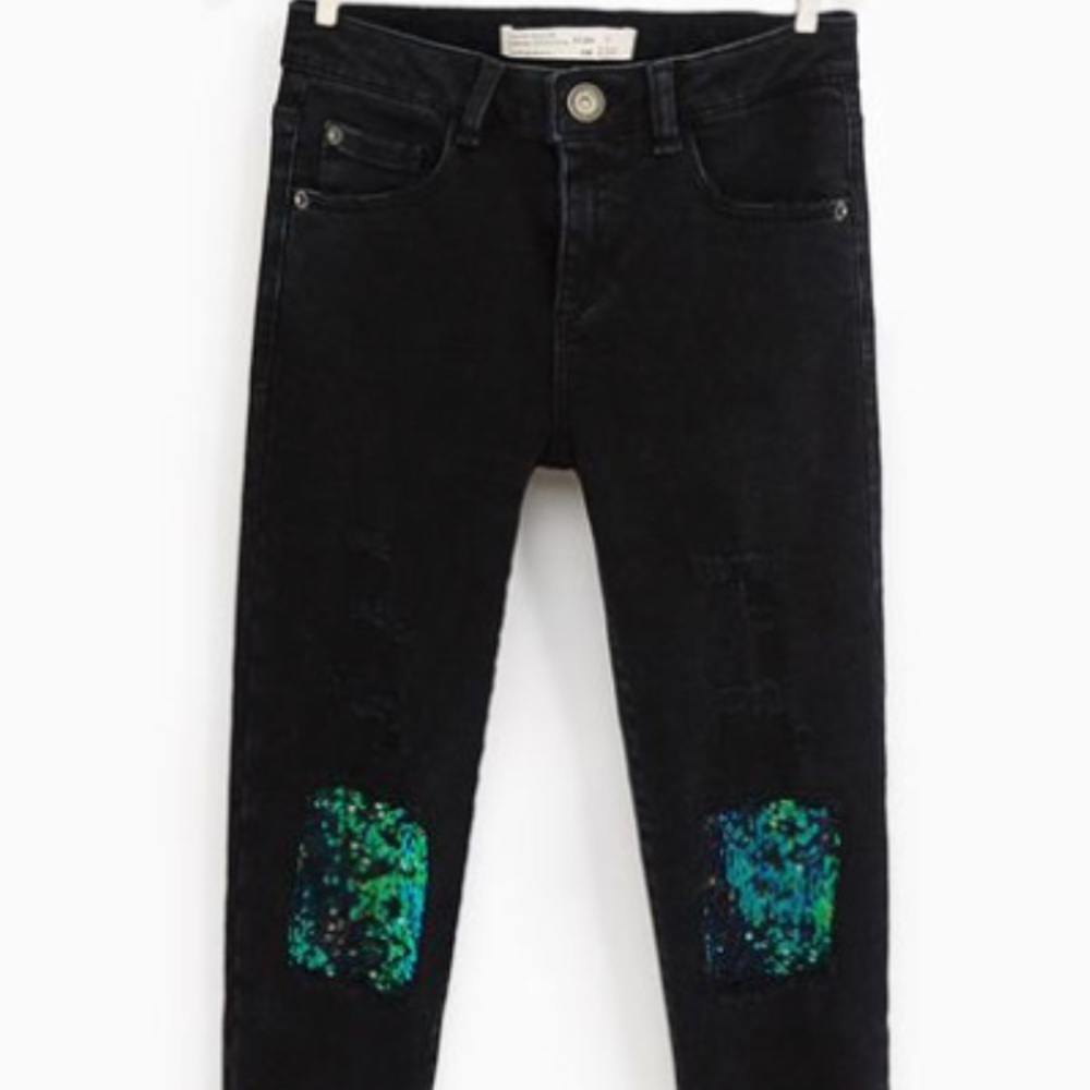 ❌SOLD Zara Girls Distressed Sequin Knee Jeans
